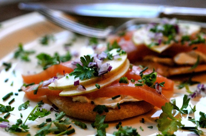 Chickpea flat bread | www.karlasnordickitchen.com