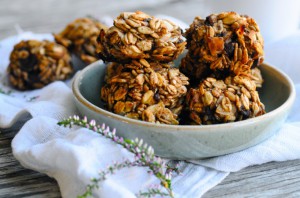 Whole grain cookies with cinnamon | www.karlasnordickitchen.com