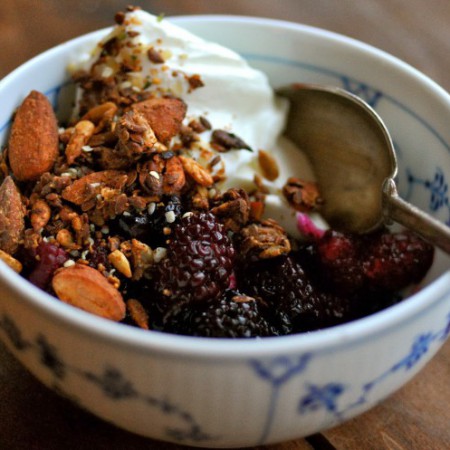 Almond Granola | www.karlasnordickitchen.com