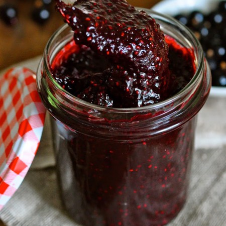 Blackcurrant jam | www.karlasnordickitchen.com