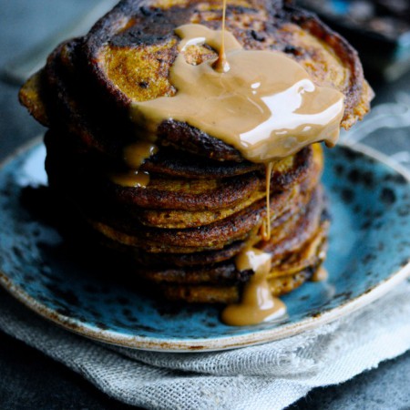 Pumpkin Easy Pancakes with Christmas Flavors | www.karlasnordickitchen.com