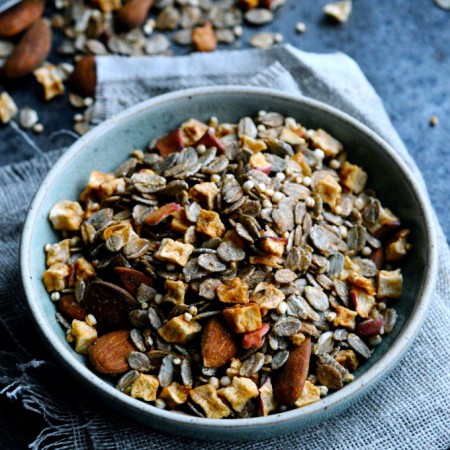 Muesli with rye flakes | www.karlasnordickitchen.com