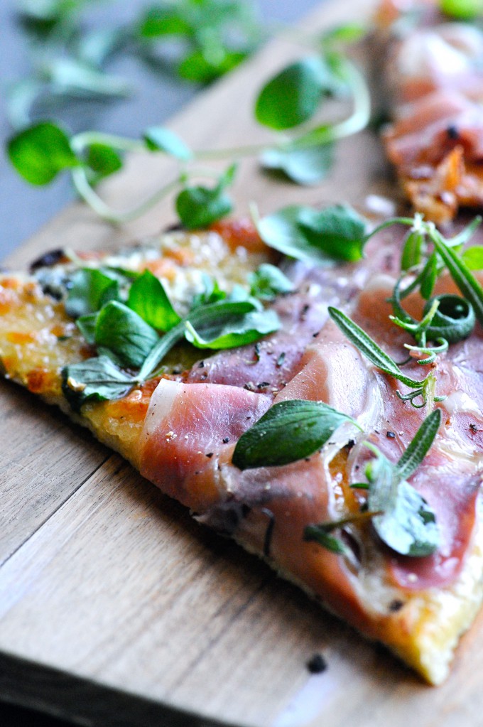 Pizza with Cauliflower Crust | www.karlasnordickitchen.com