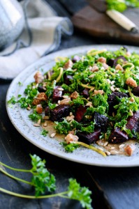 Kale salad with beets| www.karlasnordickitchen.com