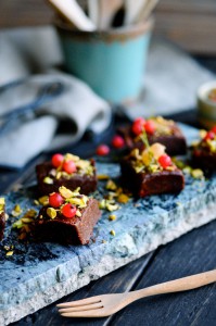 Healthy Chocolate Cake Recipe| www.karlasnordickitchen.com