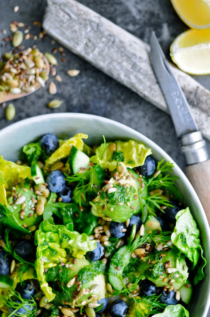 Green Salad with Blueberries and topping